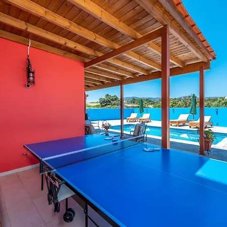 Willa Olympia Jenadi