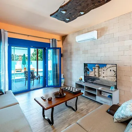 Вилла Olympia *