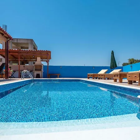 Willa Olympia Jenadi